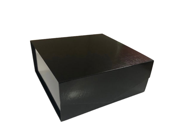 MAGNETIC CLOSE GIFT BOX